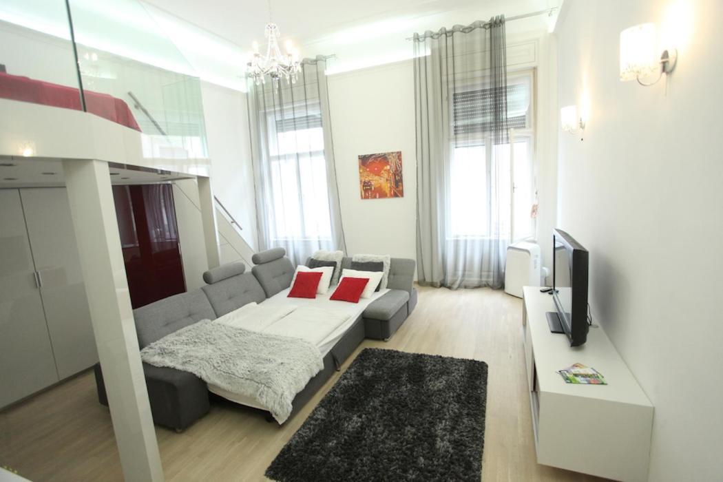 شقة Superior Loft At Basilica بودابست المظهر الخارجي الصورة